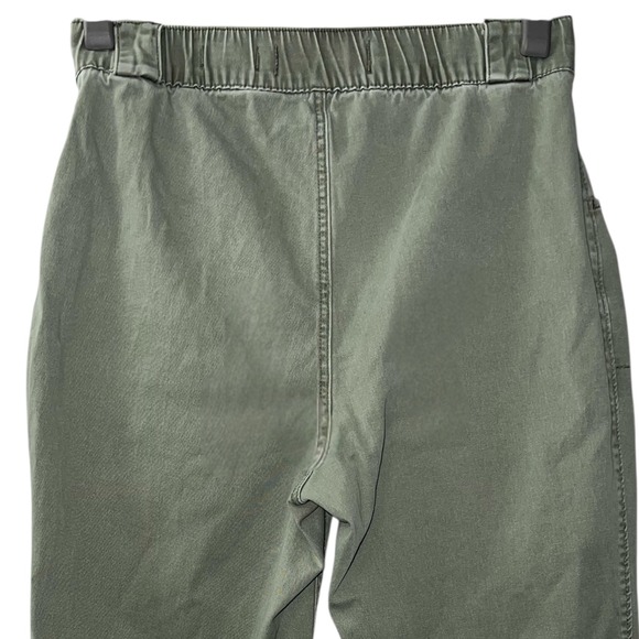 Hollister Ultra High Rise Mom Pants Classic Stretch Green Size‎ M Medium Cropped - Picture 8 of 11